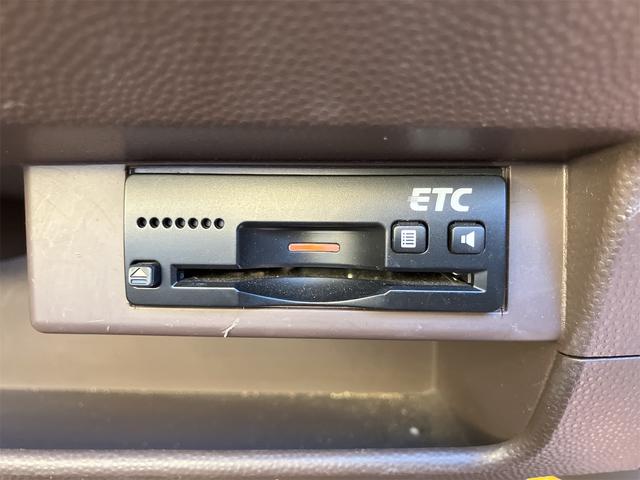 アルトラパンショコラ X 4WD ETC バックカメラ ナビ TV オートライト HID スマートキー アイドリングストップ 電動格納ミラー シートヒーター ベンチシート CVT 盗難防止システム ABS CD USB(9枚目)