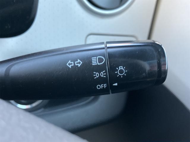 ＭＲワゴン Ｘ　４ＷＤ　ナビ　ＴＶ　スマートキー　電動格納ミラー　シートヒーター　ベンチシート　ＣＶＴ　盗難防止システム　ＡＢＳ　ＣＤ　アルミホイール　衝突安全ボディ　エアコン　パワーステアリング　パワーウィンドウ（10枚目）