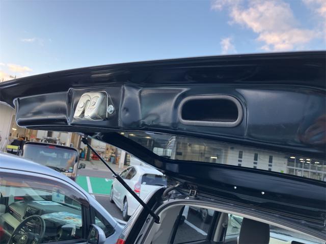 ＭＲワゴン Ｘ　４ＷＤ　ナビ　ＴＶ　スマートキー　電動格納ミラー　シートヒーター　ベンチシート　ＣＶＴ　盗難防止システム　ＡＢＳ　ＣＤ　アルミホイール　衝突安全ボディ　エアコン　パワーステアリング　パワーウィンドウ（19枚目）