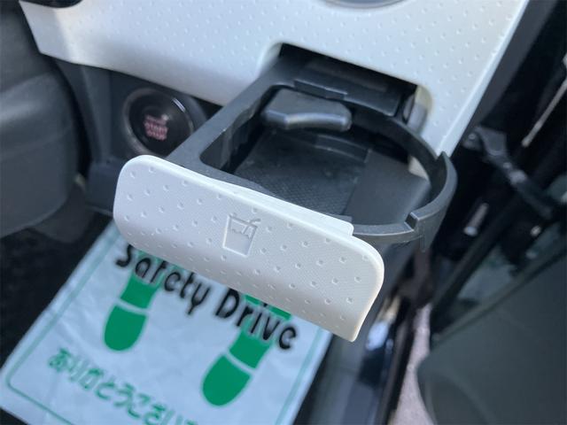 ＭＲワゴン Ｘ　４ＷＤ　ナビ　ＴＶ　スマートキー　電動格納ミラー　シートヒーター　ベンチシート　ＣＶＴ　盗難防止システム　ＡＢＳ　ＣＤ　アルミホイール　衝突安全ボディ　エアコン　パワーステアリング　パワーウィンドウ（24枚目）