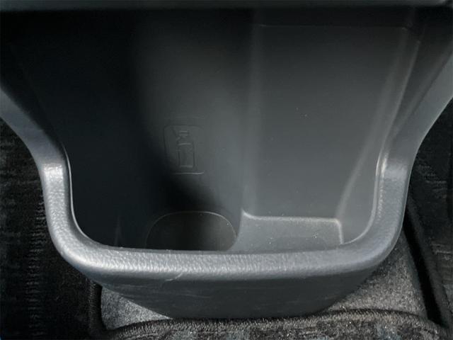 ＭＲワゴン Ｘ　４ＷＤ　ナビ　ＴＶ　スマートキー　電動格納ミラー　シートヒーター　ベンチシート　ＣＶＴ　盗難防止システム　ＡＢＳ　ＣＤ　アルミホイール　衝突安全ボディ　エアコン　パワーステアリング　パワーウィンドウ（27枚目）