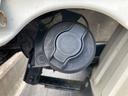 サンバートラック 　４ＷＤ　軽トラック　ＭＴ　運転席エアバッグ　５速マニュアル車　三方開　最大積載量３５０ｋｇ（8枚目）