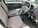 ＧＸ　４ＷＤ　軽トラック　ＡＴ　エアコン　パワーウィンドウ　運転席エアバッグ　助手席エアバッグ　ＣＤ　ミュージックプレイヤー接続可（32枚目）