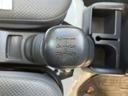 ＴＢ　４ＷＤ　軽トラック　ＭＴ　５速マニュアル車　運転席エアバッグ　ドアバイザー　最大積載量３５０ｋｇ（24枚目）