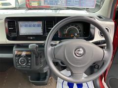 車を運転する際には運転席の存在は欠かせません。なのでしっかりとチェックしたいポイントですね。 2