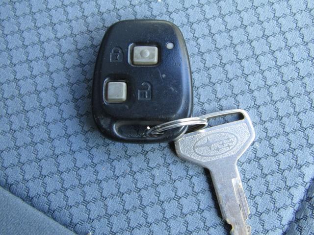 サンバーバン トランスポーター パートタイム4WD 4速オートマ キーレス(20枚目)