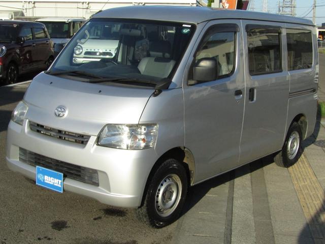 タウンエースバン ＧＬ　フルタイム４ＷＤ　４速オートマ　キーレス　５人乗り　リアヒーター　修復無し（8枚目）