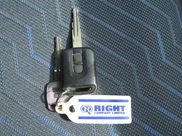 キャラバン SロングDX スーパーロング、バックカメラ、4速オートマ、キーレス、ETC、ABS、Wエアバック(20枚目)