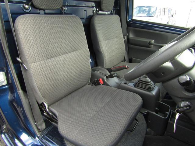 キャリイトラック ＫＸ　パートタイム４ＷＤ、５速マニュアル、エアコン、パワステ、キーレス、修復無し（17枚目）
