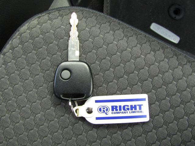 キャリイトラック ＫＸ　パートタイム４ＷＤ、５速マニュアル、エアコン、パワステ、キーレス、修復無し（18枚目）