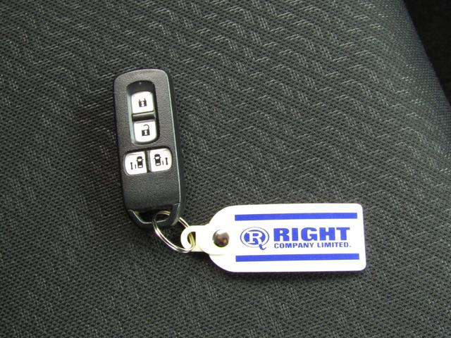 N-BOX G ターボSSパッケージ 両側オートスライド、ターボ、クルーズコントロール、HID、ETC、修復無し(21枚目)