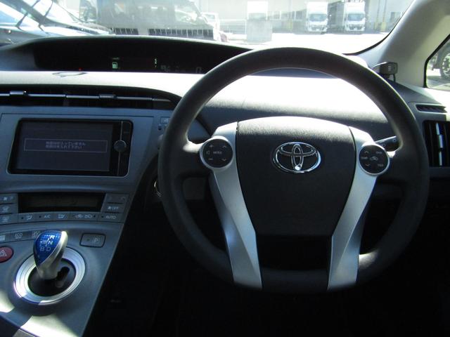 プリウス Ｓ　バックカメラ、スマートキー、メモリーナビ、フルセグＴＶ、ＨＩＤヘッドライト、修復無し（12枚目）