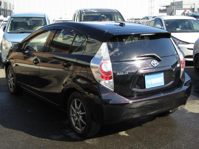 アクア Ｇ　メモリーナビ、バックカメラ、Ｂｌｕｅｔｏｏｔｈオーディオ、フルセグＴＶ、ＥＴＣ、修復無し（11枚目）