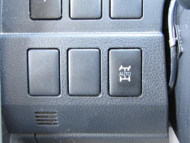 ヴォクシー トランス－Ｘ　フルタイム４ＷＤ、５人乗り、ＥＴＣ、バックカメラ、Ｂｌｕｅｔｏｏｔｈオーディオ、修復無し（19枚目）