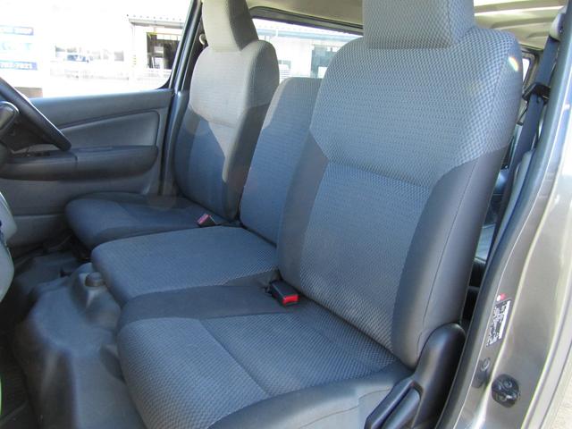 �i���v�������玩�Еۏ؃v�����A�R�N�����ۏ؃v�����ȂǕۏؓ��e���[�������ЃX�^�b�t�����q�l�ɍ������ۏ؃v���������񋟂����Ē����܂����������̕��ł����߂��̐����H��A�f�B�[���[����ŕۏ؂��󂯂��܂���