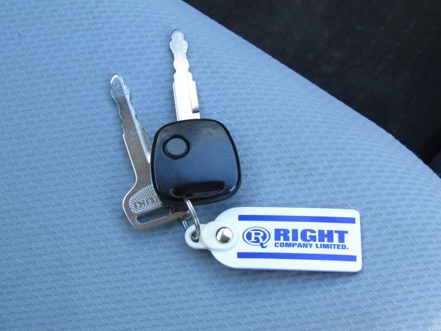 アルト ＶＰ　フルタイム４ＷＤ、５速マニュアルモード付オートマ、キーレス、Ｗエアバック、修復無し（19枚目）