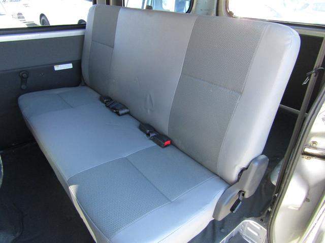 タウンエースバン ＧＬ　フルタイム４ＷＤ、リアヒーター、キーレス、ＡＢＳ、Ｗエアバック、最大積載量７００キロ（14枚目）