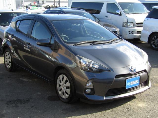 アクア Ｓ　ＬＥＤヘッドライト、シートヒーター、バックカメラ、Ｂｌｕｅｔｏｏｔｈオーディオ、ＥＴＣ（9枚目）