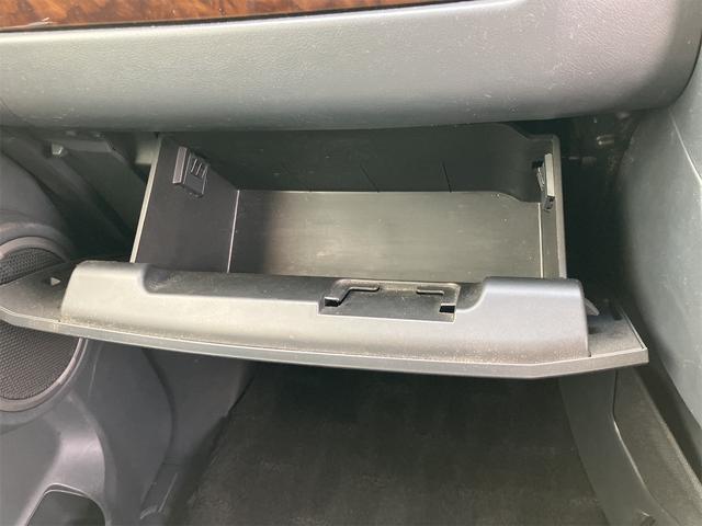 デリカＤ：５ シャモニー　４ＷＤ　ＥＴＣ　バックカメラ　フロントカメラ　ナビ　オートクルーズコントロール　両側電動スライドドア　オートライト　ＨＩＤ　スマートキー　電動格納ミラー　シートヒーター　３列シート　ＣＶＴ（39枚目）