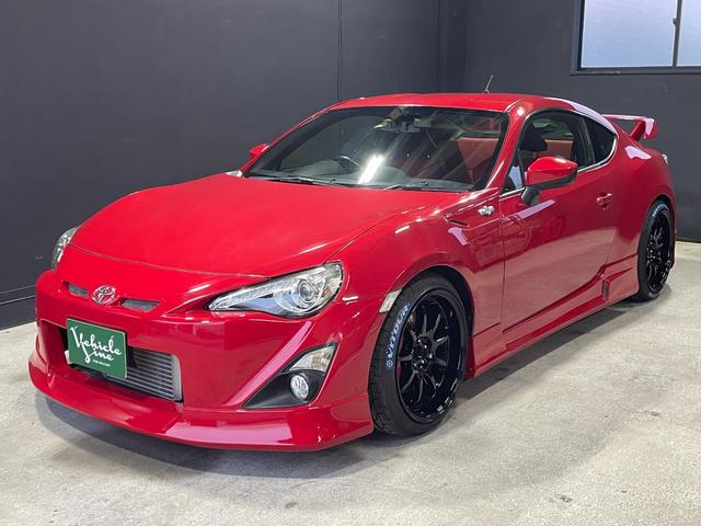 ８６ ＧＴリミテッド　トラストターボキット・ＧＰスポーツエアロ・ＧＰスポーツブレーキキット・車高調・１８インチアルミホイール・（2枚目）