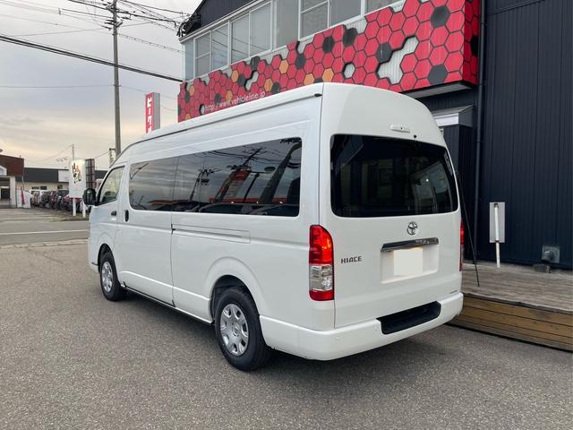 ハイエースバン DX GLパッケージ 070架装パッケージ寒冷地仕様イージークローザードアLEDヘッドランプ両側固定式ガラスパノラミックビューモニターデジタルインナーミラーリアクーラーヒーター助手席エアバッグフォースリミッター付ベルト(9枚目)