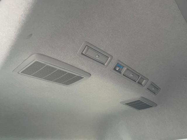 ハイエースバン DX GLパッケージ 070架装パッケージ寒冷地仕様イージークローザードアLEDヘッドランプ両側固定式ガラスパノラミックビューモニターデジタルインナーミラーリアクーラーヒーター助手席エアバッグフォースリミッター付ベルト(27枚目)