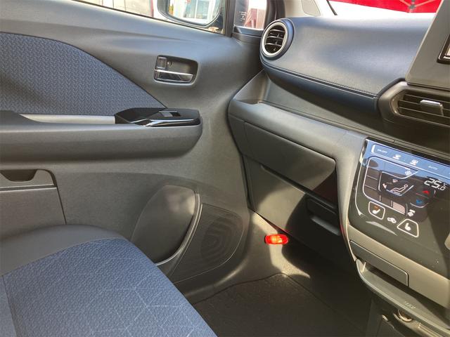 eKクロス G 4WD ETC バックカメラ TV クリアランスソナー レーンアシスト 衝突被害軽減システム オートライト LEDヘッドランプ スマートキー アイドリングストップ 電動格納ミラー シートヒーター(34枚目)