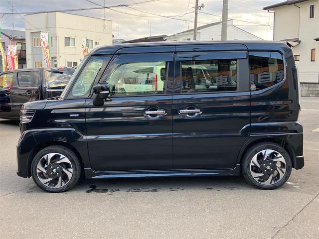 スペーシアカスタム ハイブリッドＸＳターボ　４ＷＤ　ＥＴＣ　バックカメラ　両側電動スライドドア　ＴＶ　クリアランスソナー　オートクルーズコントロール　レーンアシスト　衝突被害軽減システム　オートライト　ＬＥＤヘッドランプ　スマートキー（7枚目）