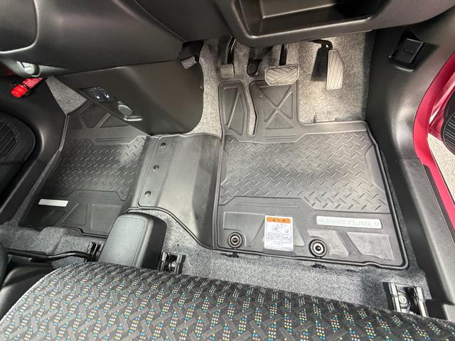 ハスラー ハイブリッドＧターボ　ターボ車　車検整備２年付　純正全方位カメラ付き９インチメーカーナビ　アダプティブクルーズコントロール　スマートキー２ケ　シートヒーター　衝突被害軽減ブレーキカメラ（18枚目）