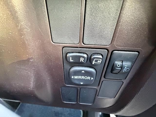 パッソ プラスハナ　Ｃパッケージ　純正ナビＴＶ　前オーナー記録簿あり（21枚目）