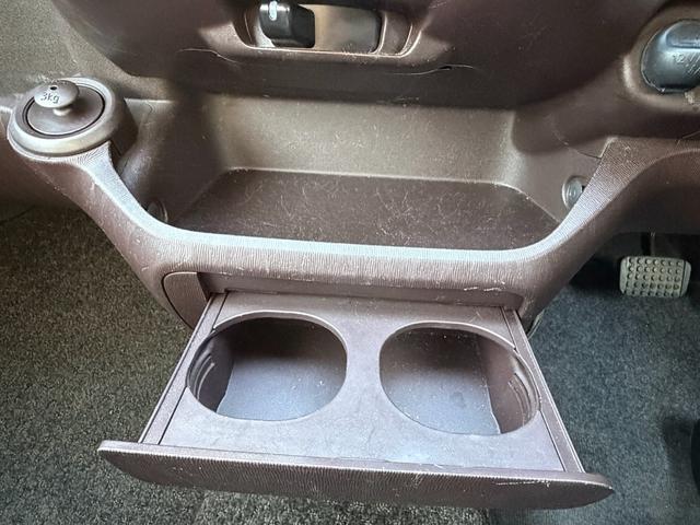 パッソ プラスハナ　Ｃパッケージ　純正ナビＴＶ　前オーナー記録簿あり（32枚目）