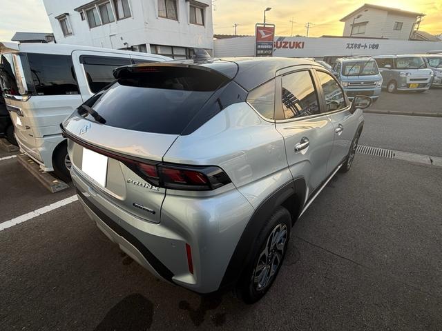 フロンクス ベースグレード　９インチ全方位カメラ付きメーカーナビ　試乗車アダプティブクルーズクルーズコントロール　運転席助手席シートヒーター　電動パーキングサイドブレーキ（8枚目）