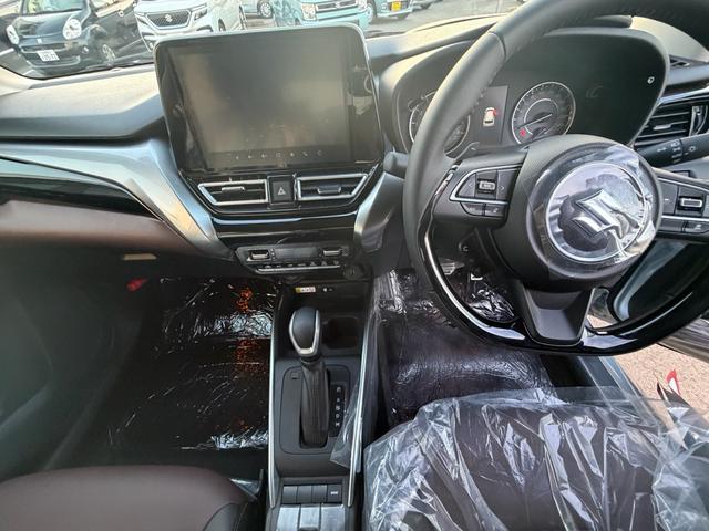 フロンクス ベースグレード　９インチ全方位カメラ付きメーカーナビ　試乗車アダプティブクルーズクルーズコントロール　運転席助手席シートヒーター　電動パーキングサイドブレーキ（18枚目）