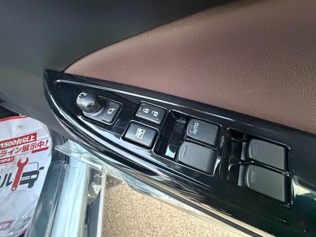 フロンクス ベースグレード　９インチ全方位カメラ付きメーカーナビ　試乗車アダプティブクルーズクルーズコントロール　運転席助手席シートヒーター　電動パーキングサイドブレーキ（29枚目）