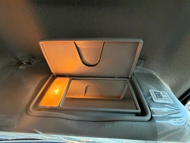 フロンクス ベースグレード　９インチ全方位カメラ付きメーカーナビ　試乗車アダプティブクルーズクルーズコントロール　運転席助手席シートヒーター　電動パーキングサイドブレーキ（50枚目）