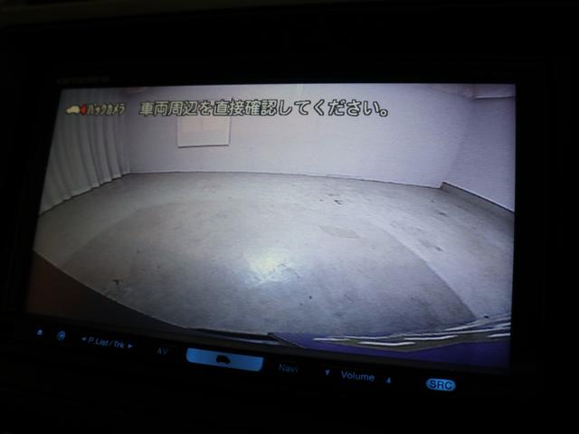 RSZ ワンオーナー 7人乗り 3列シート HDDナビ 地デジ バックカメラ DVD再生 キーレス イモビ 自動点灯式HIDライト エアロ 17AW ETC 禁煙車(12枚目)