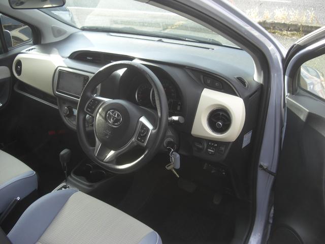 ヴィッツ ジュエラ ナビ TV CD バックカメラ キーレス エンジンスターター ETC スタッドレスタイヤアルミ付き有り(25枚目)