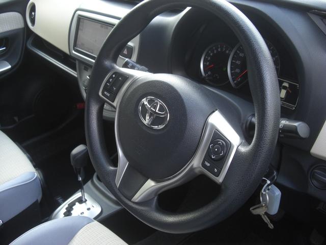 ヴィッツ ジュエラ ナビ TV CD バックカメラ キーレス エンジンスターター ETC スタッドレスタイヤアルミ付き有り(45枚目)