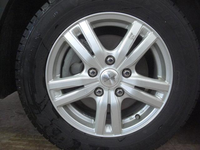 エスクァイア Ｇｉ　プレミアムパッケージ　ブラックテーラード　ナビ　ＴＶ　バックカメラ　ＥＴＣ　ドライブレコーダー　スマートキー　両側電動スライドドア　スタッドレスタイヤアルミ付き有り（21枚目）