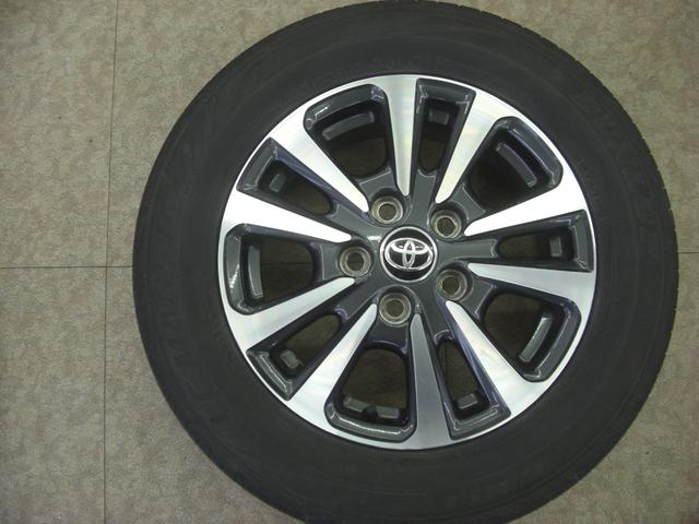 エスクァイア Ｇｉ　プレミアムパッケージ　ブラックテーラード　ナビ　ＴＶ　バックカメラ　ＥＴＣ　ドライブレコーダー　スマートキー　両側電動スライドドア　スタッドレスタイヤアルミ付き有り（24枚目）