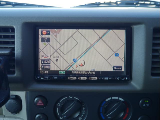 ナビ付き。