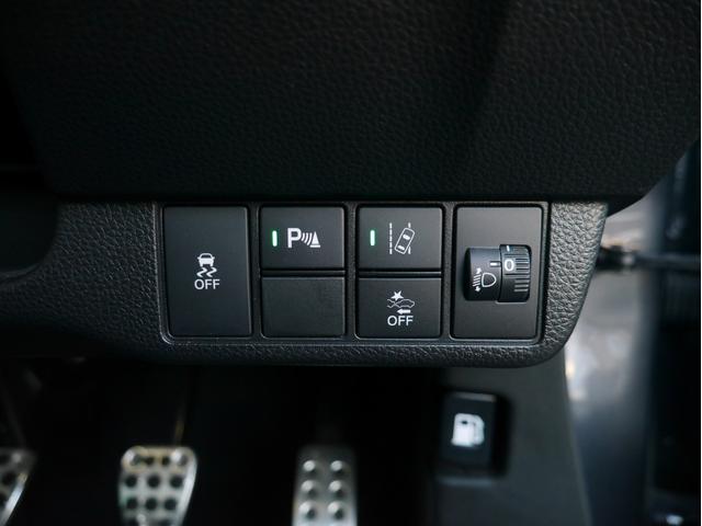 Ｎ－ＯＮＥ ＲＳ　純正ナビ　テレビ　バックカメラ　ＣＤ　ＤＶＤ　Ｂｌｕｅｔｏｏｔｈ　ドライブレコーダー　ＥＴＣ　衝突軽減ブレーキ　クルーズコントロール　パーキングセンサー　プッシュスタート　６ＭＴ（29枚目）