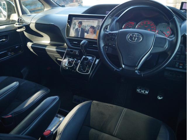 ヴォクシー ＺＳ　Ｇ’ｓ　純正ナビ　テレビ　バックカメラ　両側パワースライドドア　フリップダウンモニター　ドライブレコーダー　ＡＳＳＵＲＡレーダー探知機　ＥＴＣ　Ｂｌｕｅｔｏｏｔｈ（13枚目）