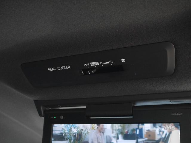 ヴォクシー ＺＳ　Ｇ’ｓ　純正ナビ　テレビ　バックカメラ　両側パワースライドドア　フリップダウンモニター　ドライブレコーダー　ＡＳＳＵＲＡレーダー探知機　ＥＴＣ　Ｂｌｕｅｔｏｏｔｈ（18枚目）