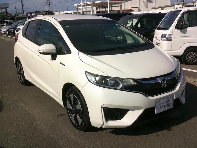 フィットハイブリッド Ｌパッケージ（3枚目）