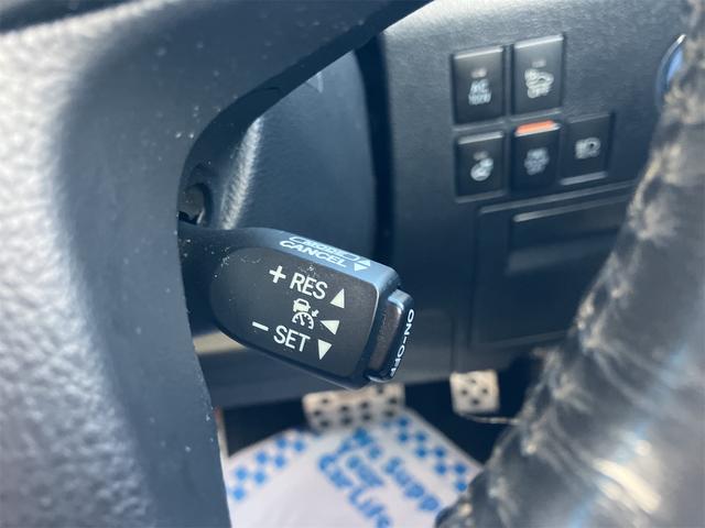 ヴェルファイアハイブリッド ＺＲ　Ｇエディション　４ＷＤ　ハイブリッド　ドライブレコーダー　ＥＴＣ　バックカメラ　ナビ　ＴＶ　両側電動スライドドア　クリアランスソナー　オートクルーズコントロール　オートマチックハイビーム　オートライト（11枚目）