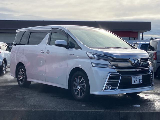 ヴェルファイアハイブリッド ＺＲ　Ｇエディション　４ＷＤ　ハイブリッド　ドライブレコーダー　ＥＴＣ　バックカメラ　ナビ　ＴＶ　両側電動スライドドア　クリアランスソナー　オートクルーズコントロール　オートマチックハイビーム　オートライト（14枚目）