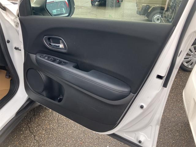 ヴェゼル ハイブリッドＸ　４ＷＤ　ドライブレコーダー　ＥＴＣ　バックカメラ　オートクルーズコントロール　衝突被害軽減システム　ナビ　ＴＶ　オートライト　ＬＥＤヘッドランプ　アルミホイール　スマートキー　シートヒーター　ＡＴ（38枚目）