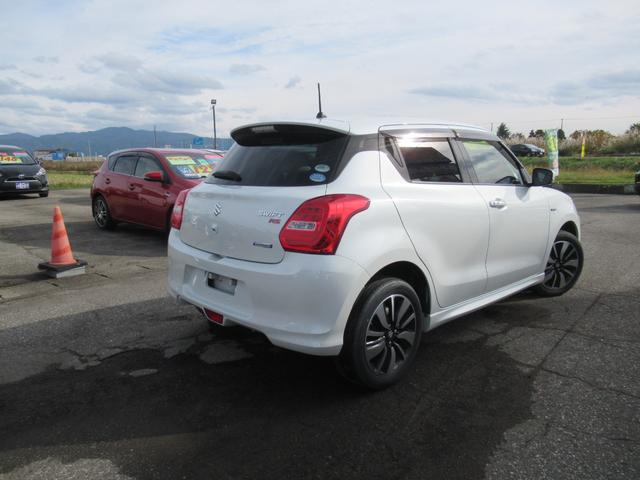 スイフト ハイブリッドRS 4WD・純正ナビTV・全方位カメラ・レーダークルーズコントロール・シートヒーター・ミラーヒーター・ETC・スズキセーフティサポート(4枚目)