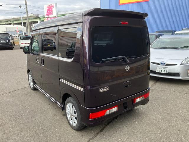 ＮＶ１００クリッパーリオ Ｇ　ハイルーフ・４ＷＤ・ターボ・両側電動スライドドア・オートステップ・純正ナビ・バックカメラ・ＥＴＣ・スマートキー・プッシュスタート・シートヒーター・純正１４インチＡＷ（9枚目）